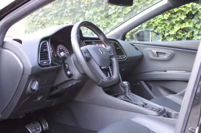 SEAT Leon (2017) thumbnail 6