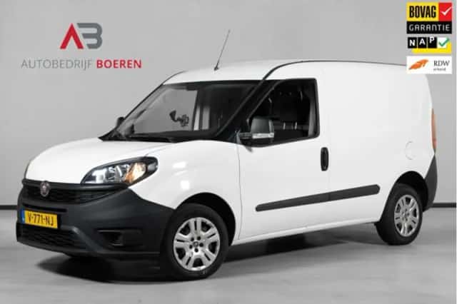 Fiat Doblò (2018) thumbnail 1