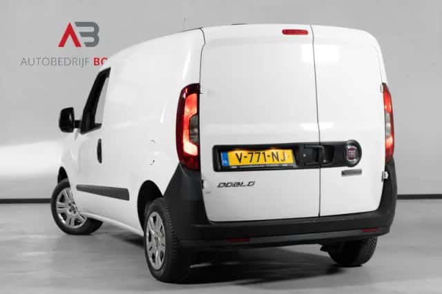 Fiat Doblò (2018) thumbnail 5