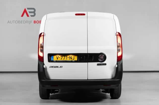 Fiat Doblò (2018) thumbnail 6