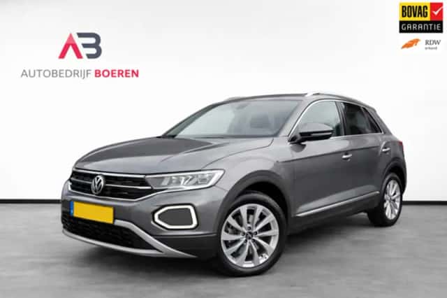 Volkswagen T-Roc (2022) thumbnail 1