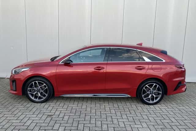 Kia Proceed (2026) thumbnail 3