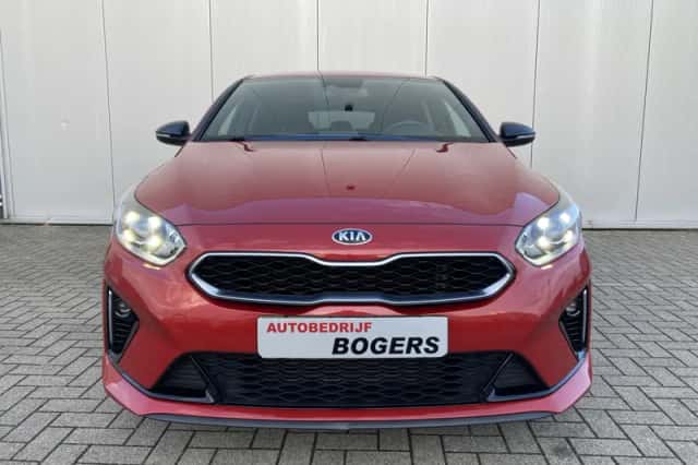 Kia Proceed (2026) thumbnail 4