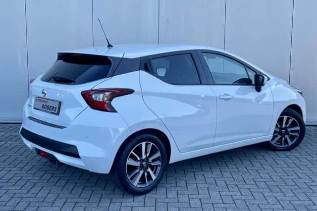 Nissan Micra (2018) thumbnail 2