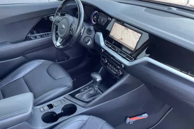 Kia Niro (2020) thumbnail 5