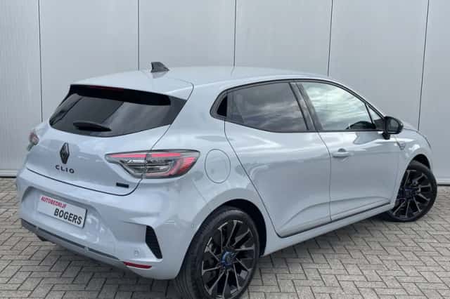 Renault Clio (2026) thumbnail 2