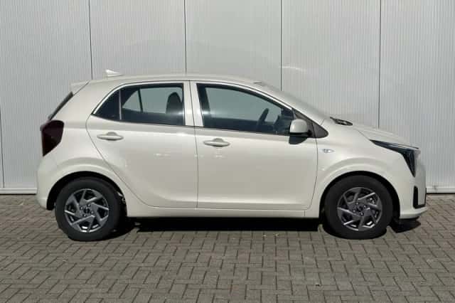 Kia Picanto (2025) thumbnail 2