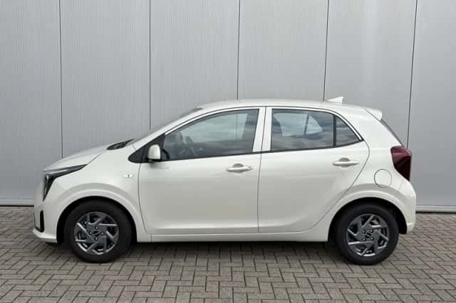 Kia Picanto (2025) thumbnail 5