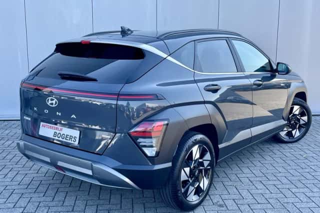 Hyundai Kona (2024) thumbnail 2