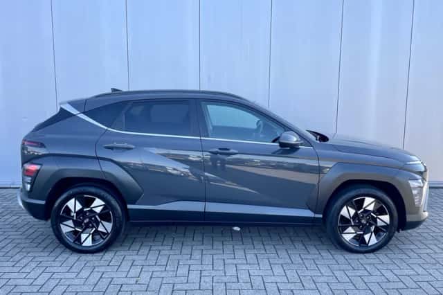 Hyundai Kona (2024) thumbnail 3
