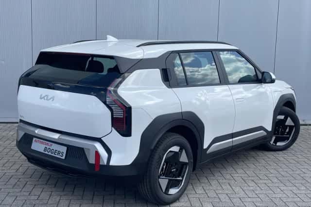 Kia EV3 (2026) thumbnail 2
