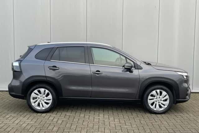 Suzuki S-Cross (2026) thumbnail 3