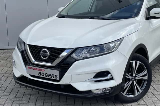 Nissan Qashqai (2019) thumbnail 1