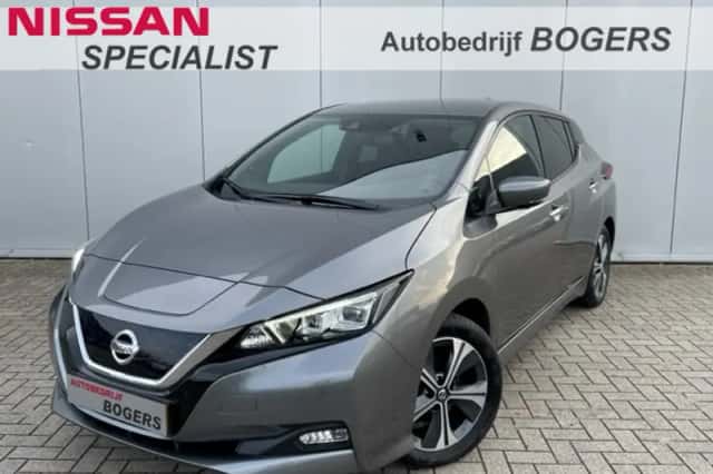 Nissan Leaf (2018) thumbnail 1