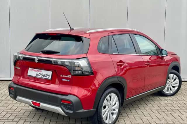 Suzuki S-Cross (2026) thumbnail 2