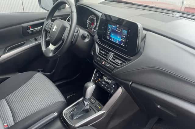 Suzuki S-Cross (2026) thumbnail 5