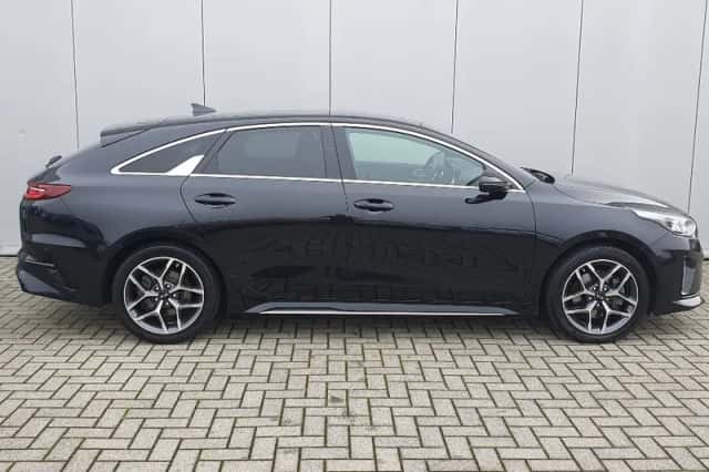 Kia Proceed (2026) thumbnail 3