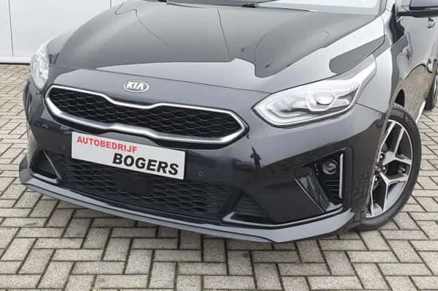 Kia Proceed (2026) thumbnail 4