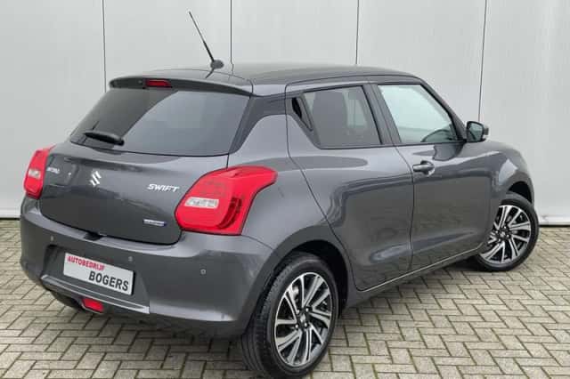 Suzuki Swift (2024) thumbnail 2