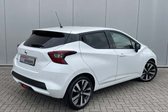 Nissan Micra (2018) thumbnail 2