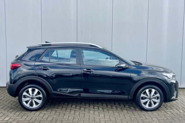 Kia Stonic (2026) thumbnail 3