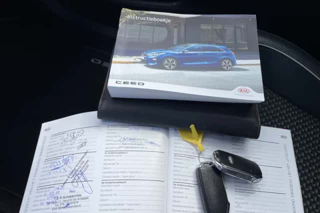 Kia Ceed Sportswagon (2019) thumbnail 3