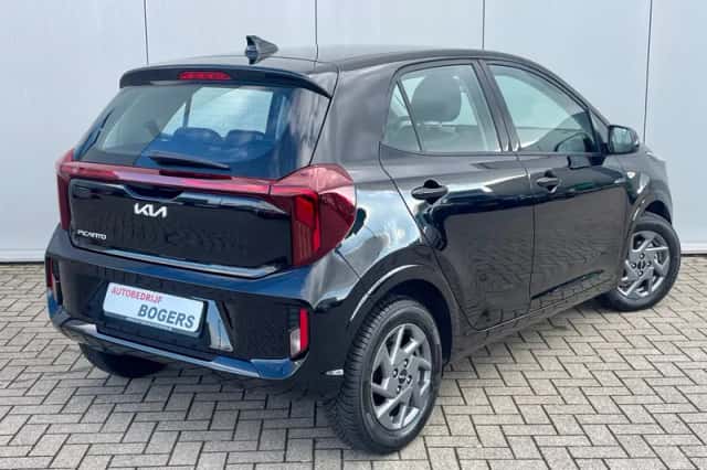 Kia Picanto (2026) thumbnail 2