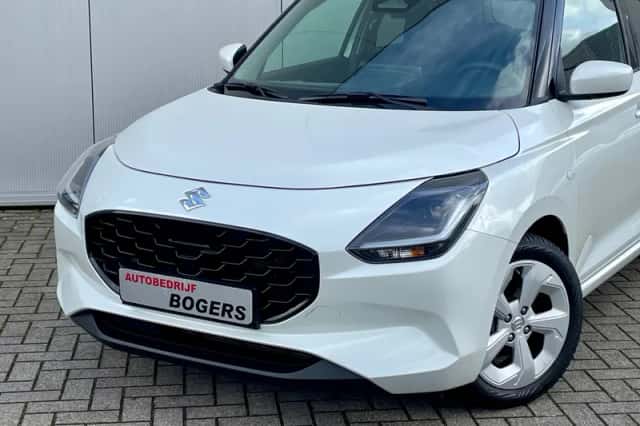 Suzuki Swift (2026) thumbnail 4