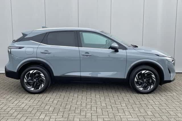 Nissan Qashqai (2024) thumbnail 3
