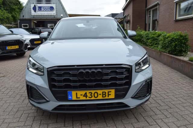 Audi Q2 (2021) thumbnail 3