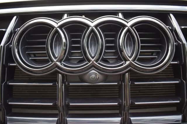 Audi Q3 (2022) thumbnail 5