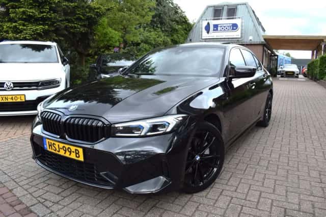 BMW 3-Serie (2024) thumbnail 1