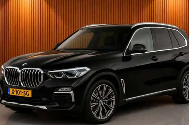 BMW X5 (2021) thumbnail 1