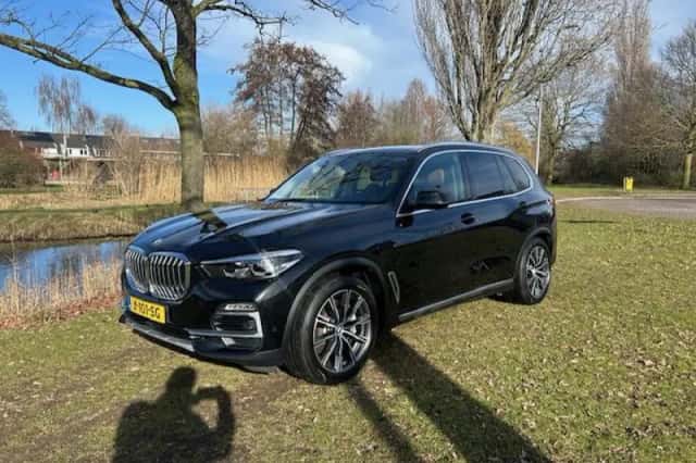 BMW X5 (2021) thumbnail 5