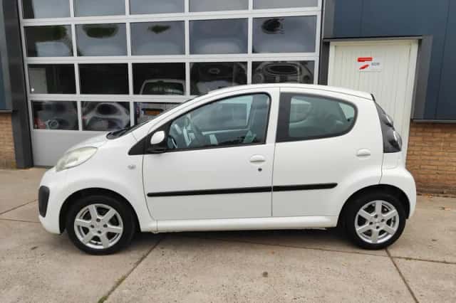 Citroën C1 (2013) thumbnail 2