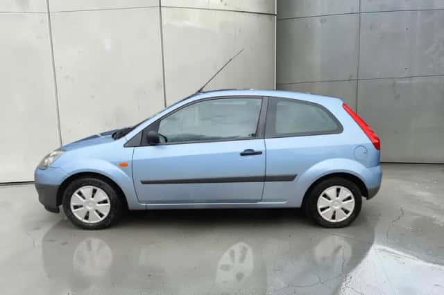 Ford Fiesta (2006) thumbnail 2