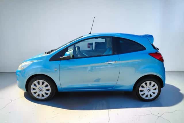 Ford Ka (2010) thumbnail 2