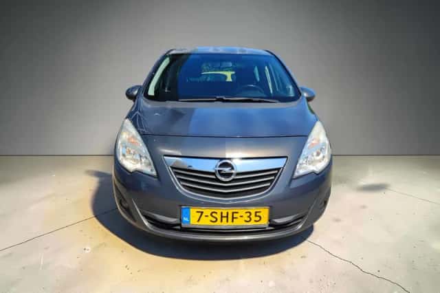 Opel Meriva (2013) thumbnail 4