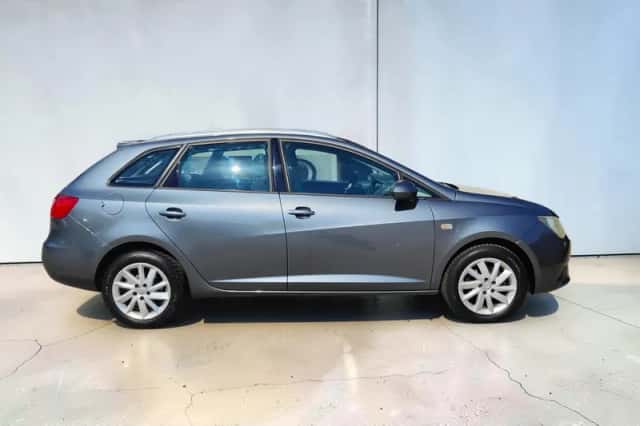 SEAT Ibiza (2012) thumbnail 5