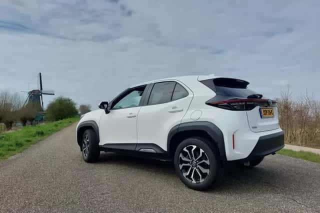 Toyota Yaris Cross (2021) thumbnail 3