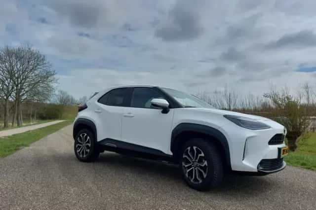 Toyota Yaris Cross (2021) thumbnail 4
