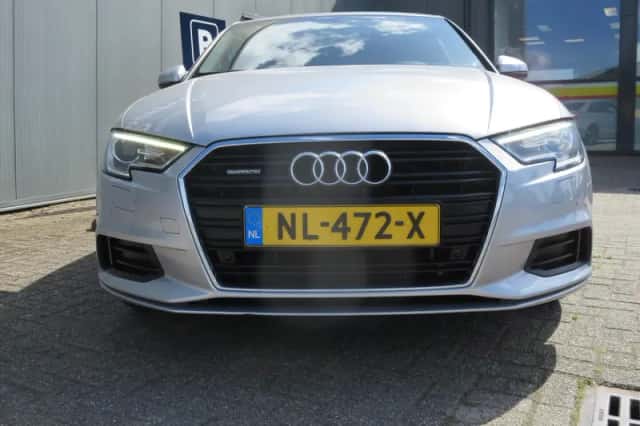 Audi A3 (2017) thumbnail 2