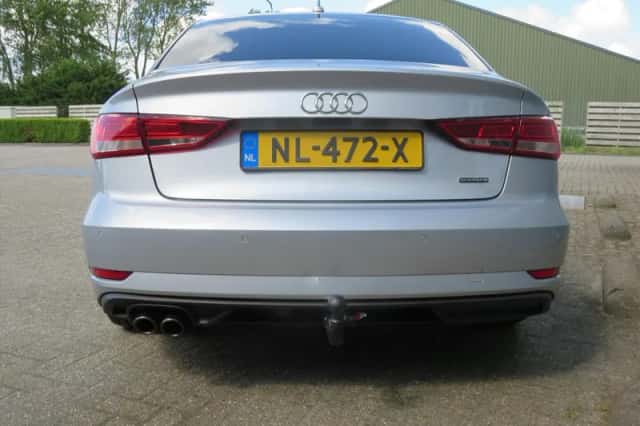Audi A3 (2017) thumbnail 3