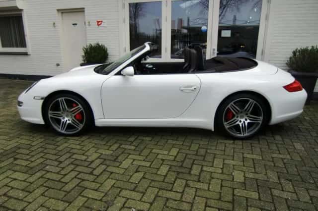 Porsche 911 (2007) thumbnail 2