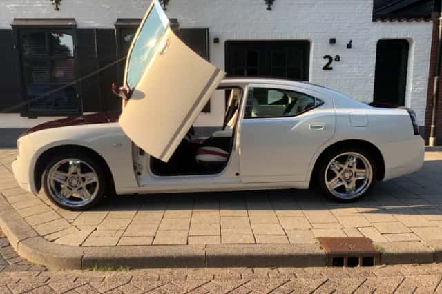 Dodge Charger (0) thumbnail 2