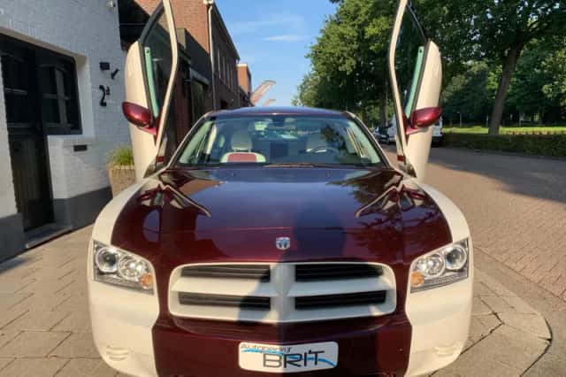Dodge Charger (0) thumbnail 4