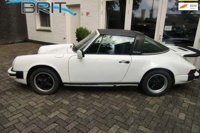Porsche 911 (0) thumbnail 1
