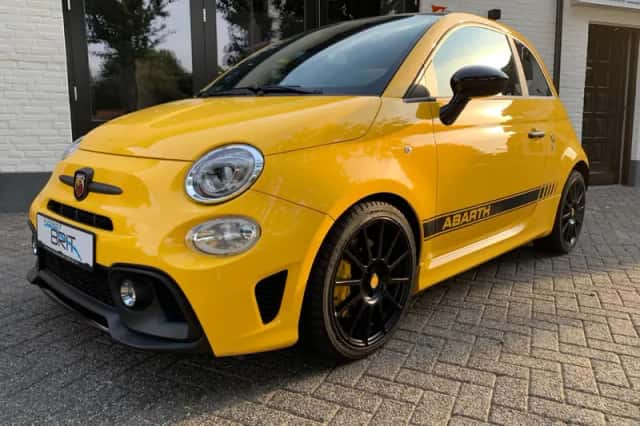 Fiat 500 (2016) thumbnail 1