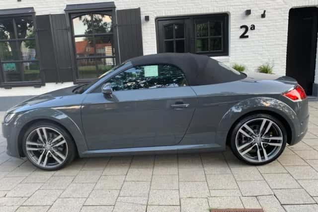 Audi TT (2016) thumbnail 3