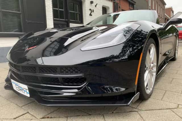 Chevrolet Corvette (2014) thumbnail 2